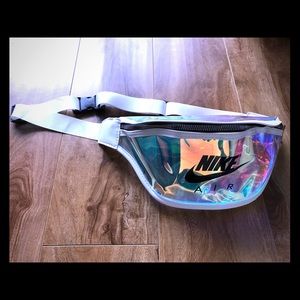 *NEW* Nike Holographic Hip Pack